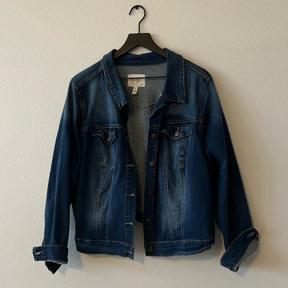 Jessica Simpson cropped dark denim jean jacket